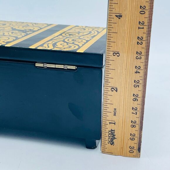 Vintage Decorative Lacquered Jewelry Trinket Music Box Gold Painted Design - Picture 10 of 12